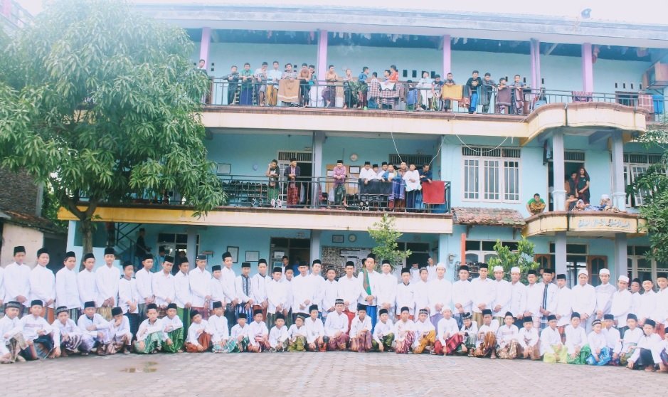 Ponpes Al Musyaffa Kendal