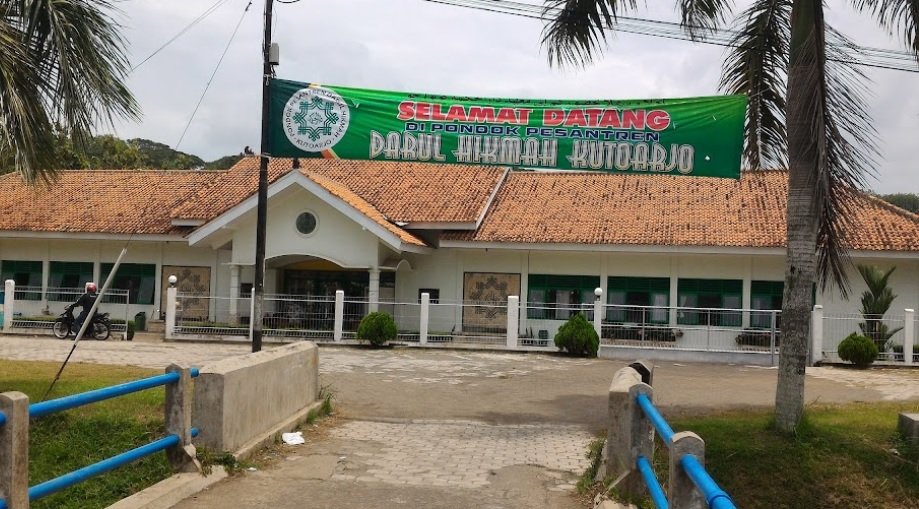 Ponpes Darul Hikmah Kutoarjo