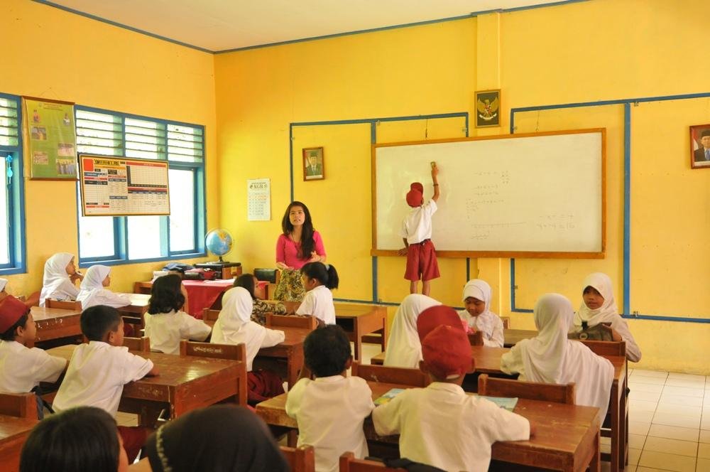 Kegiatan Belajar di Sekolah
