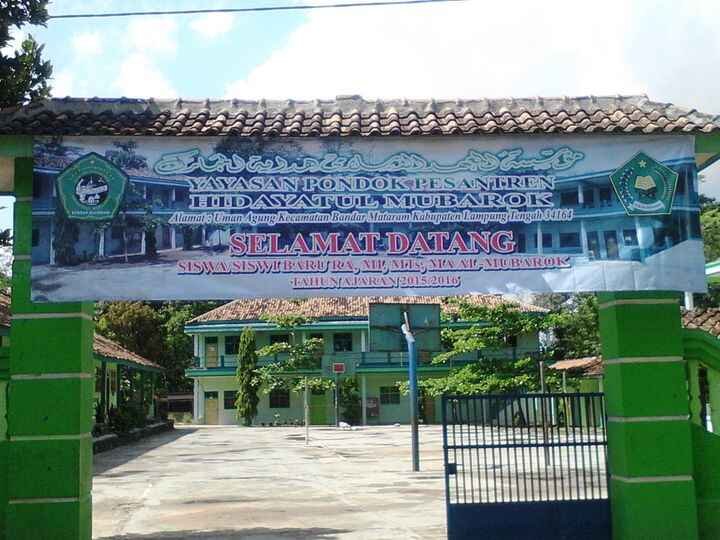 Pondok Pesantren Hidayatul Mubarok