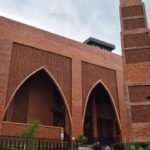 biaya masuk pesantren ustadz adi hidayat